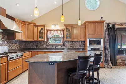 24050 Winding Creek Drive, Brooksville, FL 34601 - Photo 39
