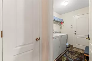 11929 Osprey Ave, Weeki Wachee, FL 34614 - Photo 27