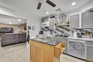 10185 Carrin Rd, Spring Hill, FL 34608 - Photo 13