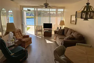 4358 Tahitian Gardens Cir, Holiday, FL 34691 - Photo 5
