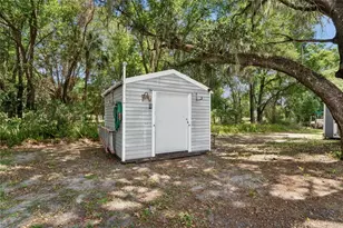 38552 Monet Dr, Zephyrhills, FL 33540 - Photo 11