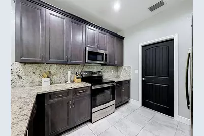 11370 Mirage Avenue, Weeki Wachee, FL 34614 - Photo 7