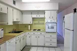 2359 Finlandia Ln, Clearwater, FL 33763 - Photo 13