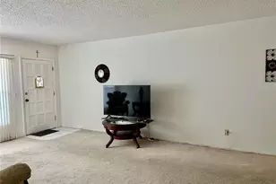 2359 Finlandia Ln, Clearwater, FL 33763 - Photo 9