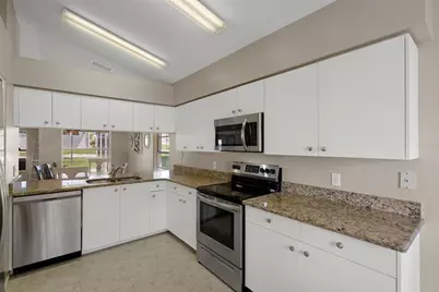 7483 Bridgewater Lane, Spring Hill, FL 34606 - Photo 15