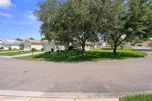 7483 Bridgewater Ln, Spring Hill, FL 34606 - Photo 3