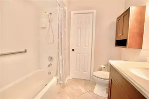 7842 Tenby Ct, New Port Richey, FL 34655 - Photo 9