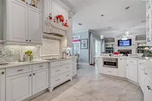 5851 Cachette De Riviera Ct, New Port Richey, FL 34655 - Photo 15