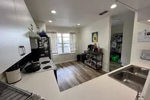9485 Hamlin Blvd, Seminole, FL 33776 - Photo 19