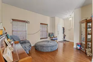 22536 Laureldale Dr, Lutz, FL 33549 - Photo 11