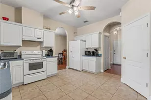 22536 Laureldale Dr, Lutz, FL 33549 - Photo 19