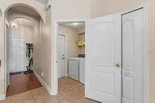 22536 Laureldale Dr, Lutz, FL 33549 - Photo 15