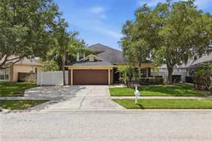 22536 Laureldale Dr, Lutz, FL 33549 - Photo 5