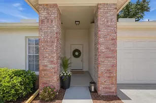 9031 Warwick Ln, New Port Richey, FL 34655 - Photo 3