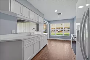 9031 Warwick Ln, New Port Richey, FL 34655 - Photo 15