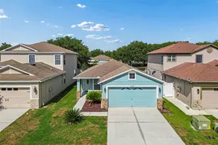 10226 Perthshire Cir, Land O Lakes, FL 34638 - Photo 3