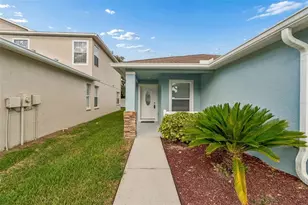 10226 Perthshire Cir, Land O Lakes, FL 34638 - Photo 3