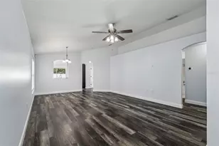 10226 Perthshire Cir, Land O Lakes, FL 34638 - Photo 7