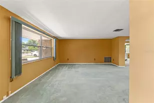 10730 Queens Rd, Port Richey, FL 34668 - Photo 7