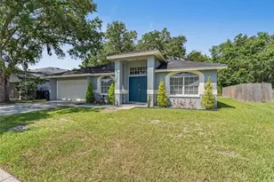 1328 Gangplank Dr, Valrico, FL 33594 - Photo 9