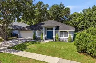 1328 Gangplank Dr, Valrico, FL 33594 - Photo 3