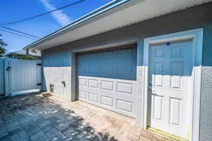 1620 Seabreeze Dr, Tarpon Springs, FL 34689 - Photo 95