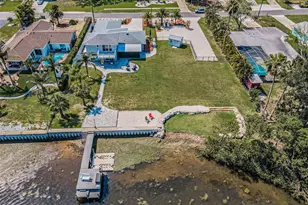 1620 Seabreeze Dr, Tarpon Springs, FL 34689 - Photo 75