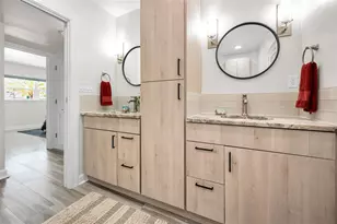 1620 Seabreeze Dr, Tarpon Springs, FL 34689 - Photo 47