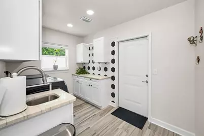 1620 Sea Breeze Drive, Tarpon Springs, FL 34689 - Photo 51