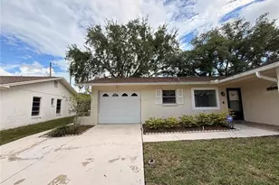 8634 Winding Wood Dr, Port Richey, FL 34668 - Photo 11