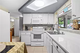 9210 Unicorn Ave, Port Richey, FL 34668 - Photo 11