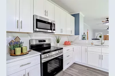 12331 Parkwood Street, Hudson, FL 34669 - Photo 9