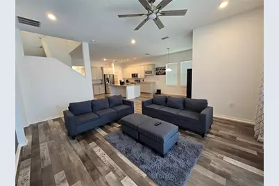 863 W Bayshore Drive, Tarpon Springs, FL 34689 - Photo 9