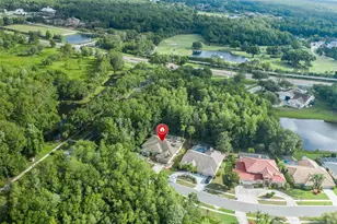 321 Waterford Cir E, Tarpon Springs, FL 34688 - Photo 51