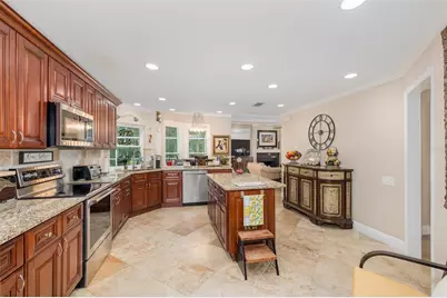 321 Waterford Circle E, Tarpon Springs, FL 34688 - Photo 27