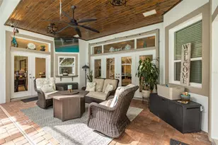 321 Waterford Cir E, Tarpon Springs, FL 34688 - Photo 3