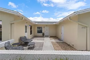 12102 Boynton Ln, New Port Richey, FL 34654 - Photo 9