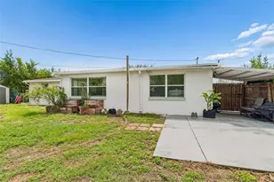 2440 Arcadia Rd, Holiday, FL 34690 - Photo 21