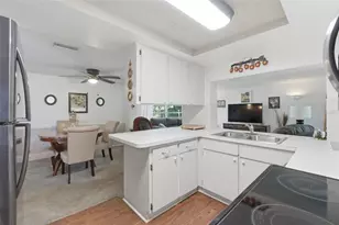 12219 Quail Run Row, Bayonet Point, FL 34667 - Photo 33
