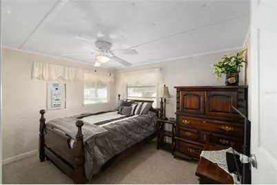1027 Vermont Avenue, Lady Lake, FL 32159 - Photo 13