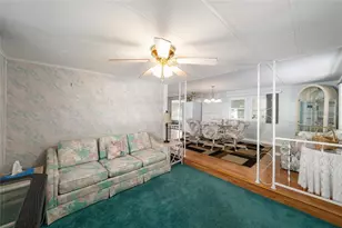 1027 Vermont Ave, Lady Lake, FL 32159 - Photo 5
