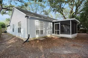 1672 Countrywood St, Tarpon Springs, FL 34689 - Photo 35