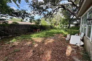 7179 Spring Hill Dr, Spring Hill, FL 34606 - Photo 11