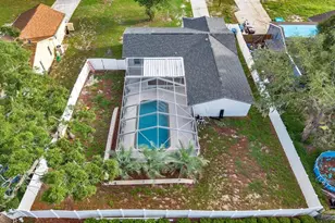 9756 Horizon Dr, Spring Hill, FL 34608 - Photo 3