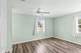 6150 Island Dr, Weeki Wachee, FL 34607 - Photo 17