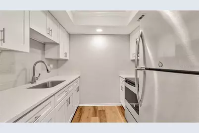 5900 22nd Ave N 5900 22nd Ave N Unit 1 #1, Saint Petersburg, FL 33710 - Photo 3
