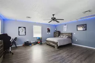 13032 Lola Dr, Spring Hill, FL 34608 - Photo 9