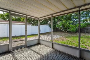 7024 Fox Hollow Dr, Port Richey, FL 34668 - Photo 23