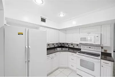 2434 Australia Way E #12, Clearwater, FL 33763 - Photo 7