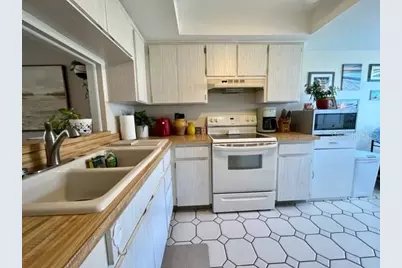 9616 Midiron Court, New Port Richey, FL 34655 - Photo 5